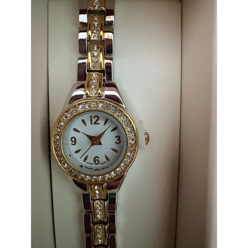 Womens Watch‎ Silver and Gold with crushed fake diamonds - Target NIB